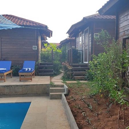 Waterscape Beach Resort Vagator Esterno foto