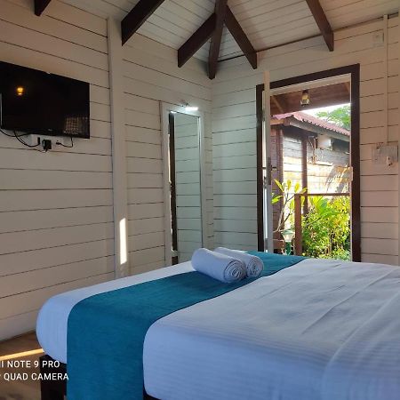 Waterscape Beach Resort Vagator Esterno foto