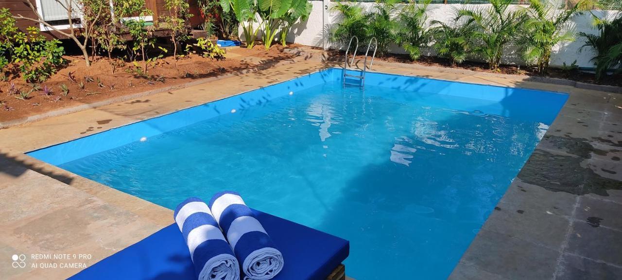 Waterscape Beach Resort Vagator Esterno foto