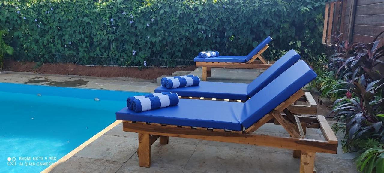 Waterscape Beach Resort Vagator Esterno foto